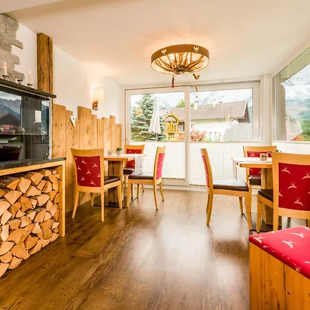 Appartementhotel Zugspitzhof 아파트호텔