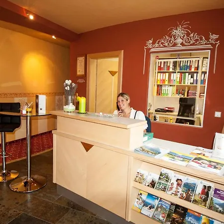 Appartementhotel Zugspitzhof 4*