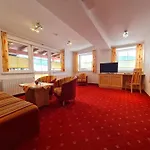 Appartementhotel Zugspitzhof Ehrwald