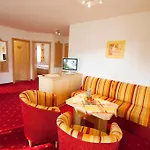 Appartementhotel Zugspitzhof Apartmanhotel 4*