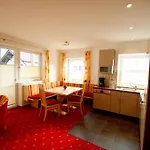 Appartementhotel Zugspitzhof 4* エールヴァルト